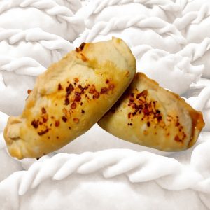 Empanadilla de Cebolla caramelizada y queso